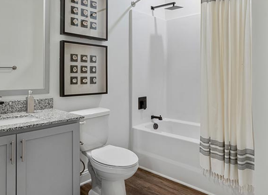 Bath Hardware and Accessories
